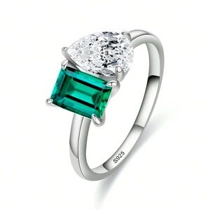 925 STERLING SILVER GREEN ZIRCONIA WATER DROP RING